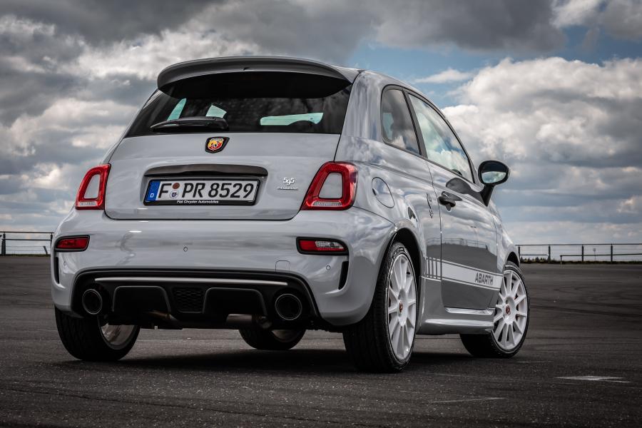  Abarth 595 esseesse (312) 2019 года  (WW) (фото 41 из 44)